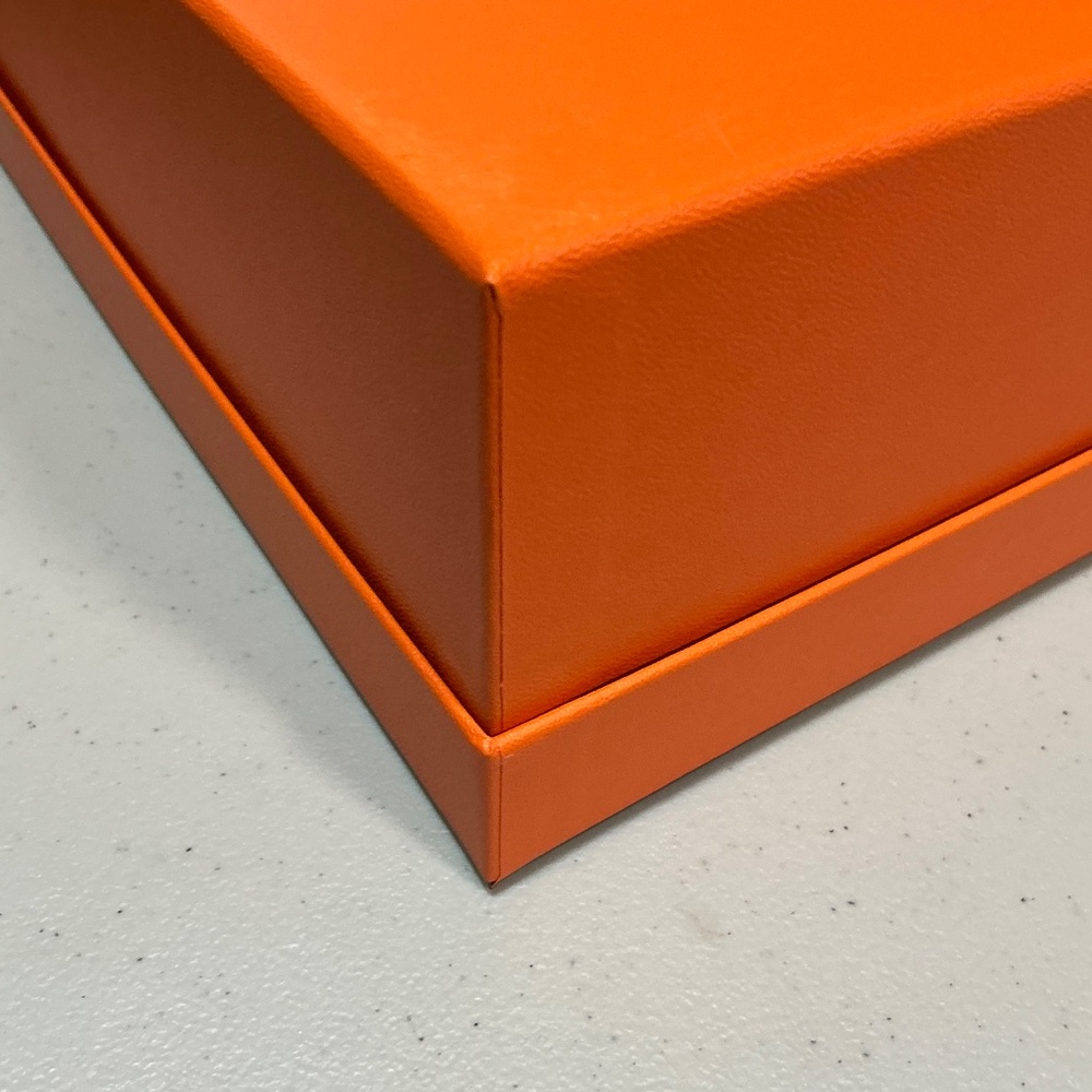 Hermes medium size box and dust bag - Picture 11 of 11